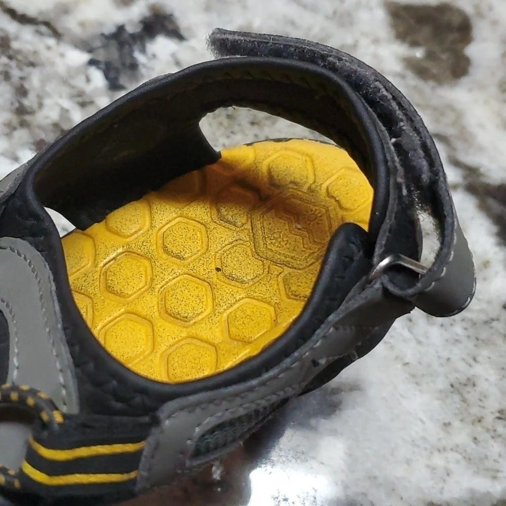 Khomnu Sandles Size 1 Yellow Gray Black Shoes Summer Boys